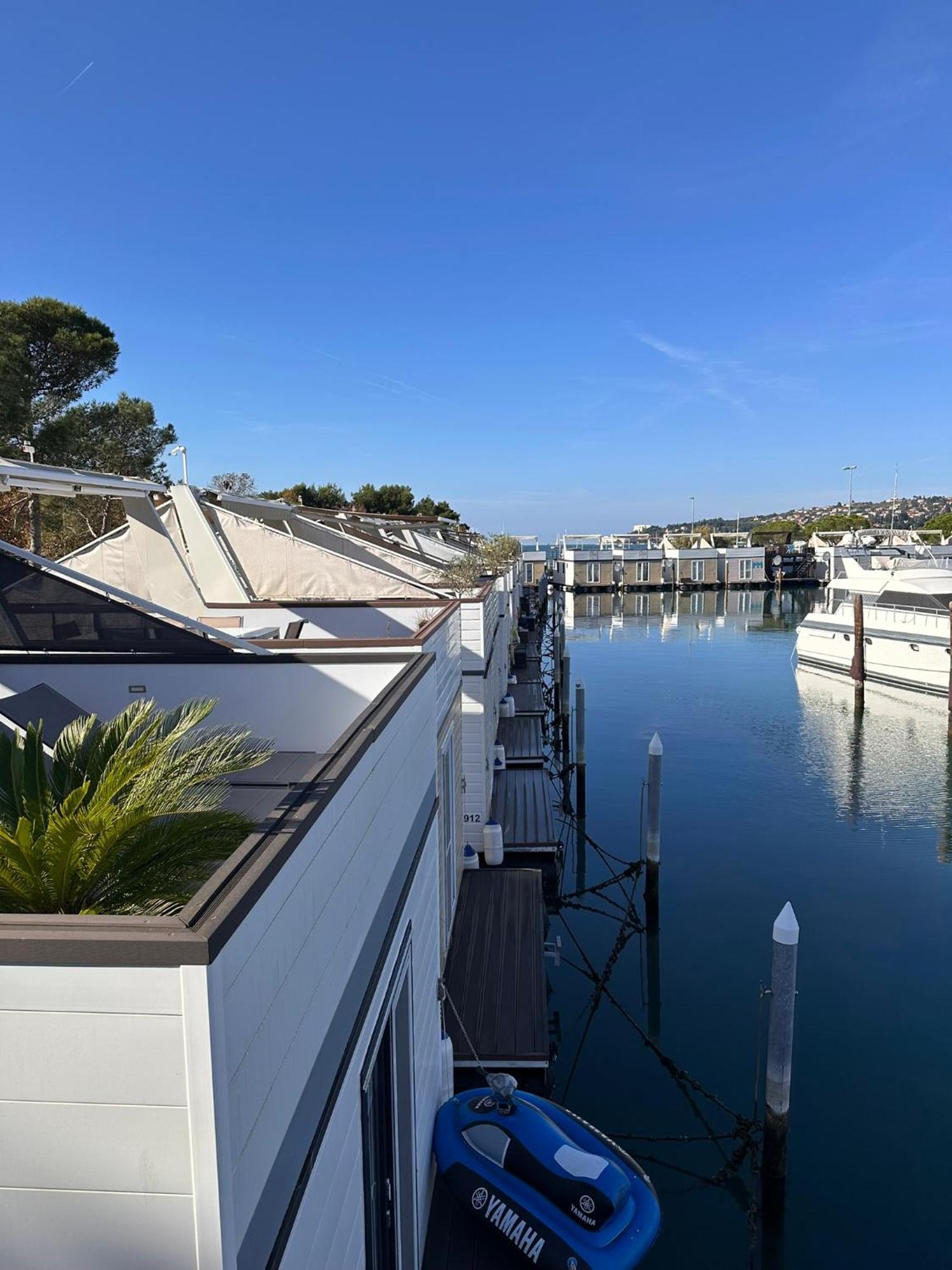 Floating House - Marina Pearl Apartamento Portorož Exterior foto