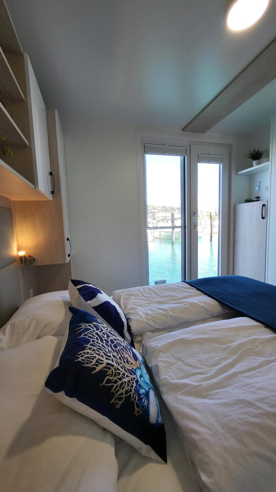 Floating House - Marina Pearl Apartamento Portorož Exterior foto